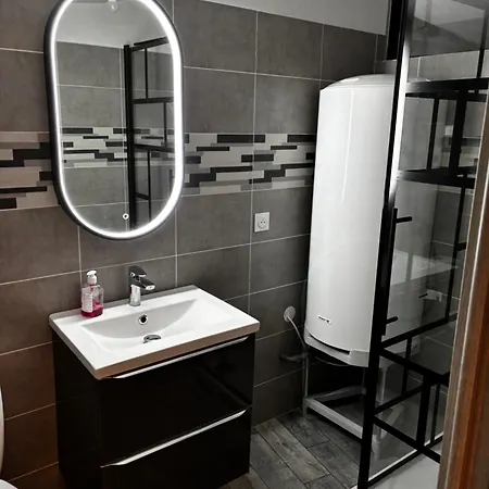 Confortable Apartment Givors